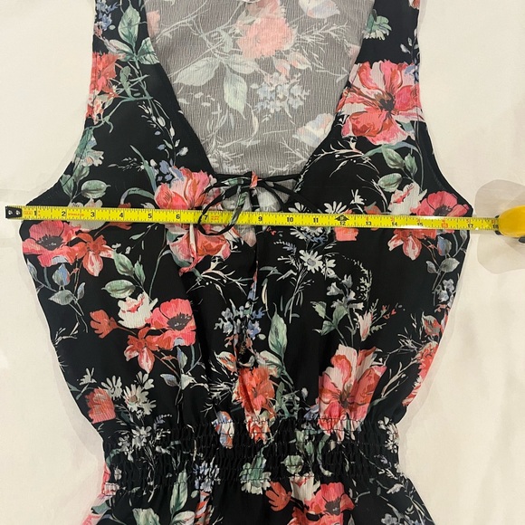 BECCA by REBECCA VIRTUE NWOT BEACH COVER UP - Picture 2 of 3